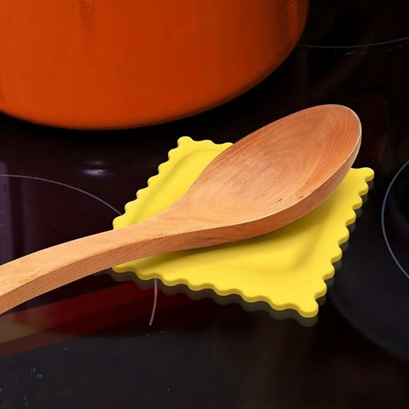 Repose-Cuillere Ravioli