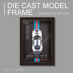VOITURE MINIATURE SOUS CADRE