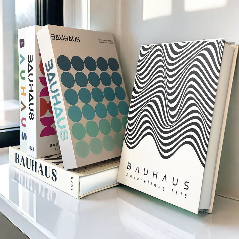 Livre décoratif Bauhaus