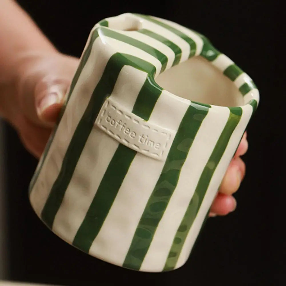 Tasse en céramique peinte à la main à double compartiment